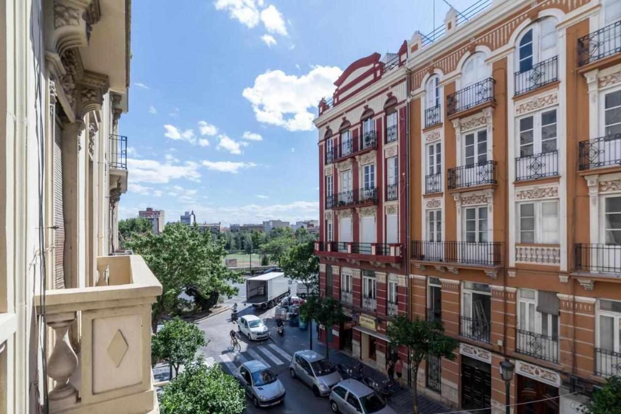 Piso Visitacion Apartment Валенсия Екстериор снимка